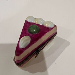 COPY - Limoges Box. Perfect Condition.